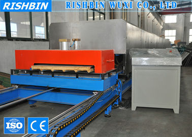 Metalloberflächen-Glaswolle u. PU-Sandwich-Platten-Maschine mit Ausschnitt ohne Unterbrechung
