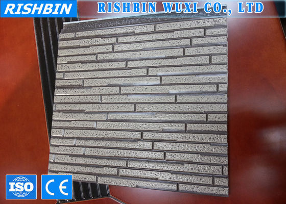 Blechtafel-Mineralwolle-Sandwich-Platten-Fertigungsstraße mit Selbststapler